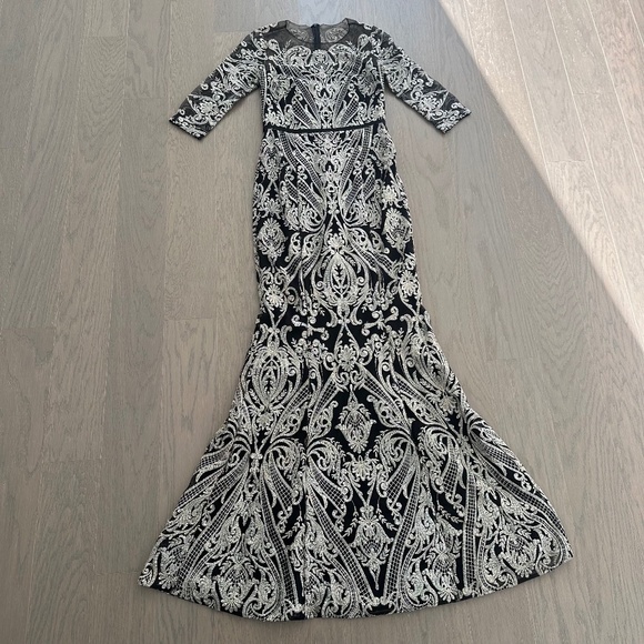 Marchesa Notte Moises Embroidered Gown Maxi Dress Gold Back Lace - Size 4 - Picture 2 of 12